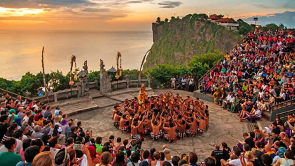 Destinasi Wisata Nusantara dengan Alam dan Budaya Asli yang Memikat Hati
